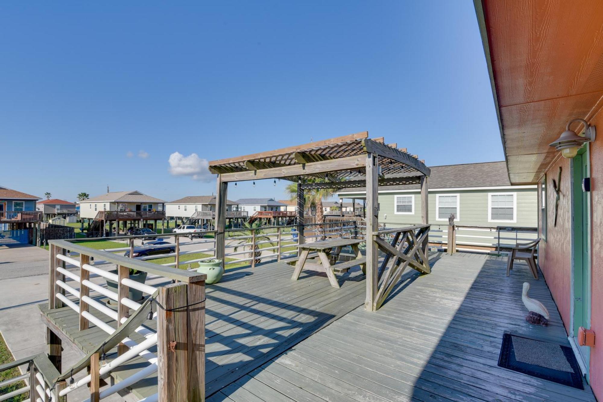 Sunset-View Surfside Beach House Walk To Beach! 외부 사진