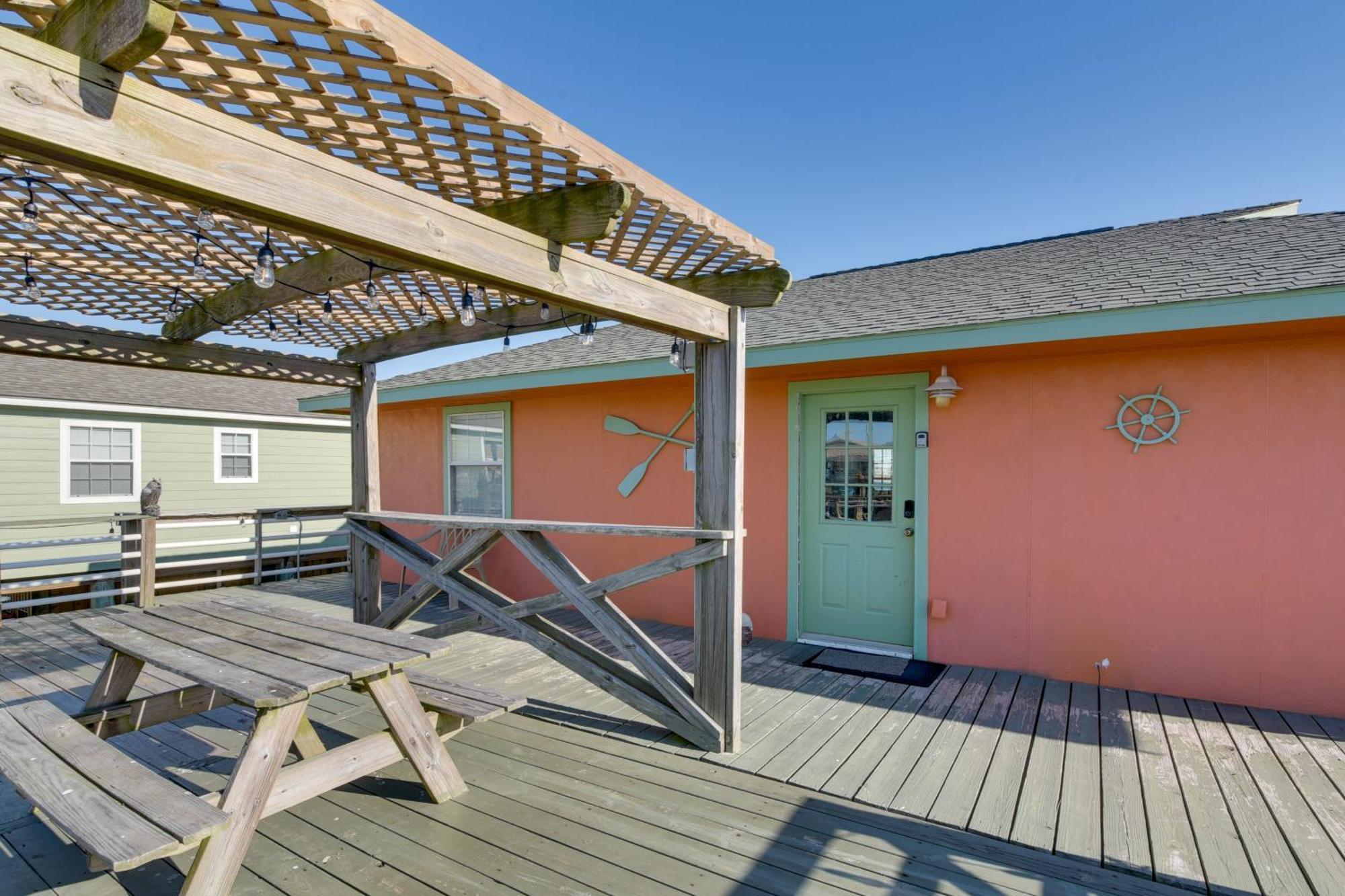 Sunset-View Surfside Beach House Walk To Beach! 외부 사진